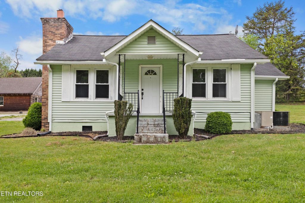 Photo of 733 Finn Long Rd #TN, Friendsville, TN 37737 (MLS # 1298378)