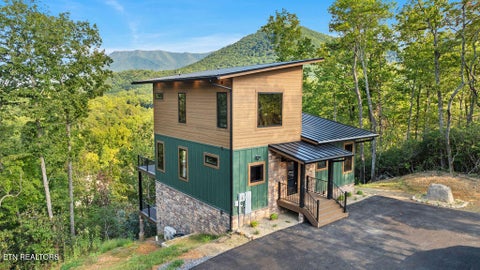 Photo of 2661 Switch Back Way, Cosby, TN 37722 (MLS # 1355700)