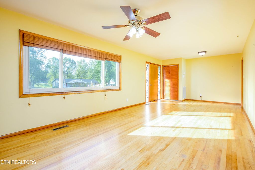 Photo of 341 Sarvis Drive, Knoxville, TN 37920 (MLS # 1318540)