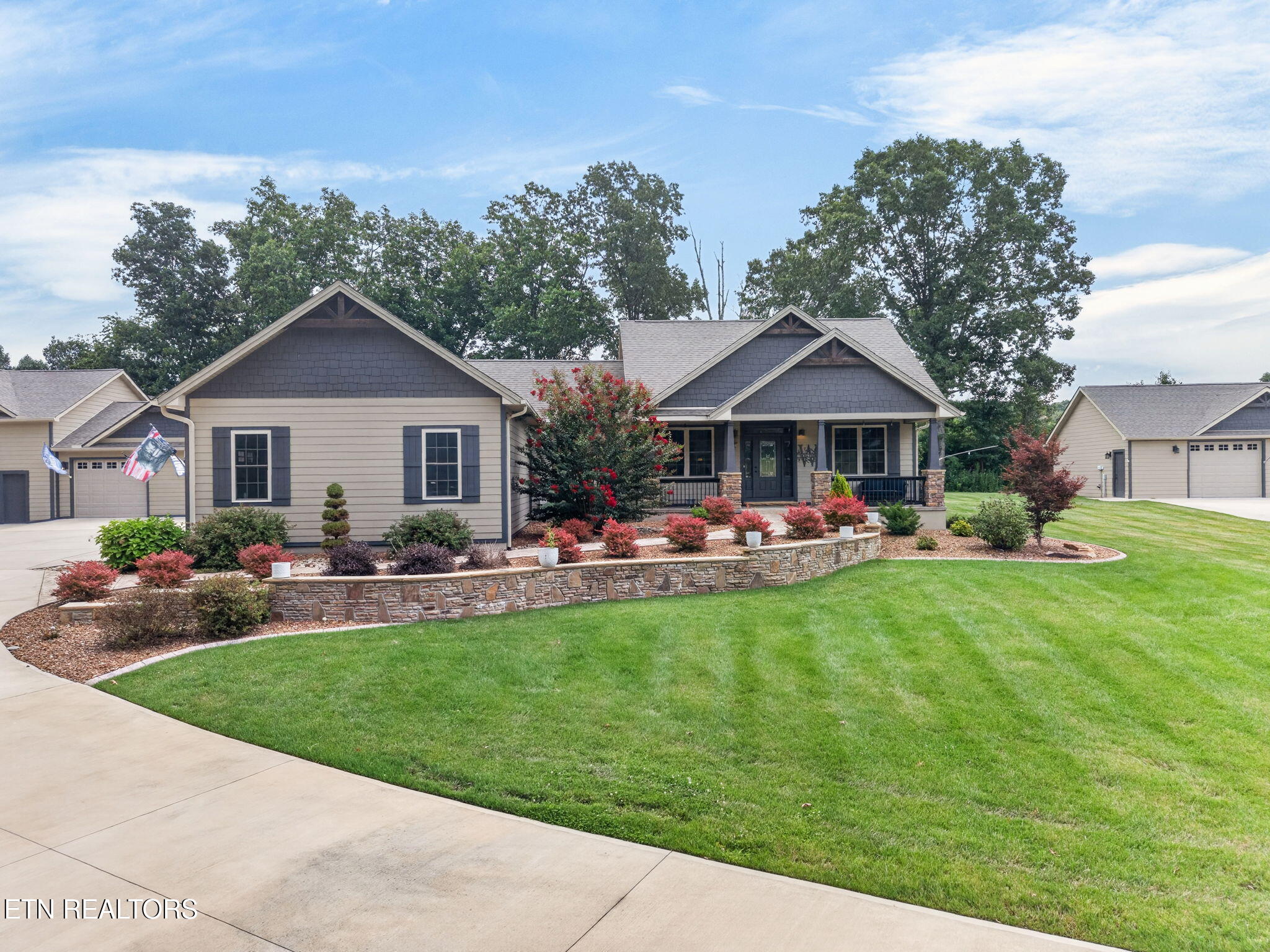 1452 Cook Rd