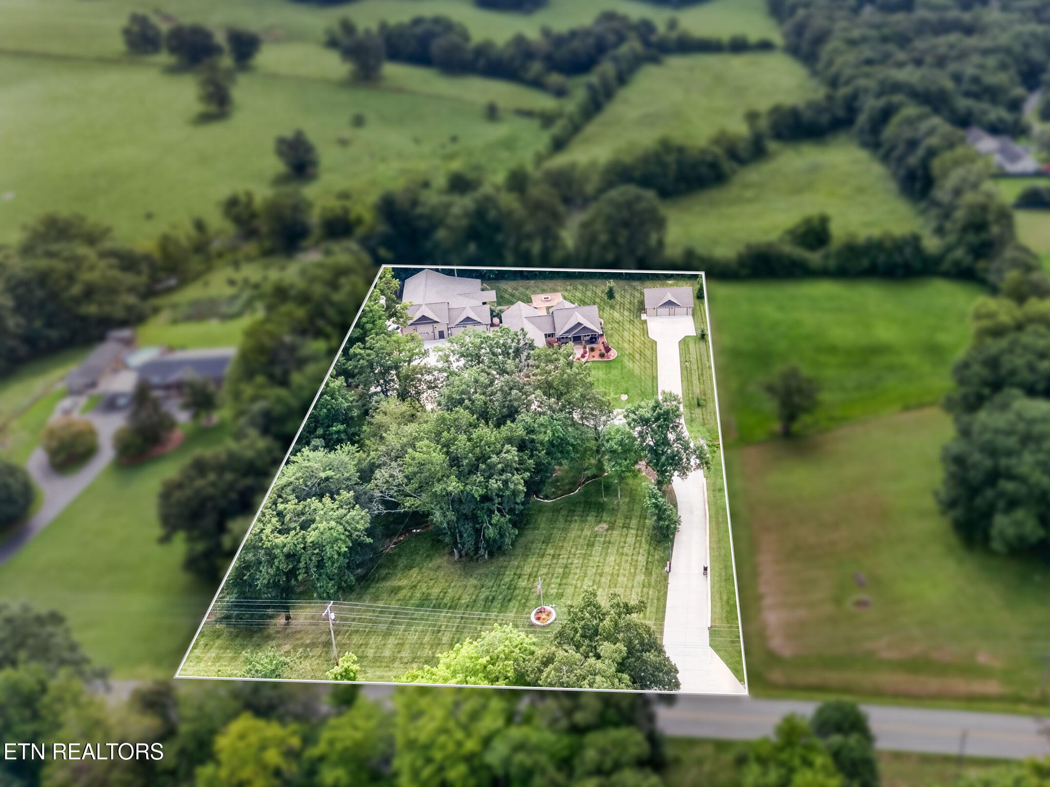1452 Cook Rd