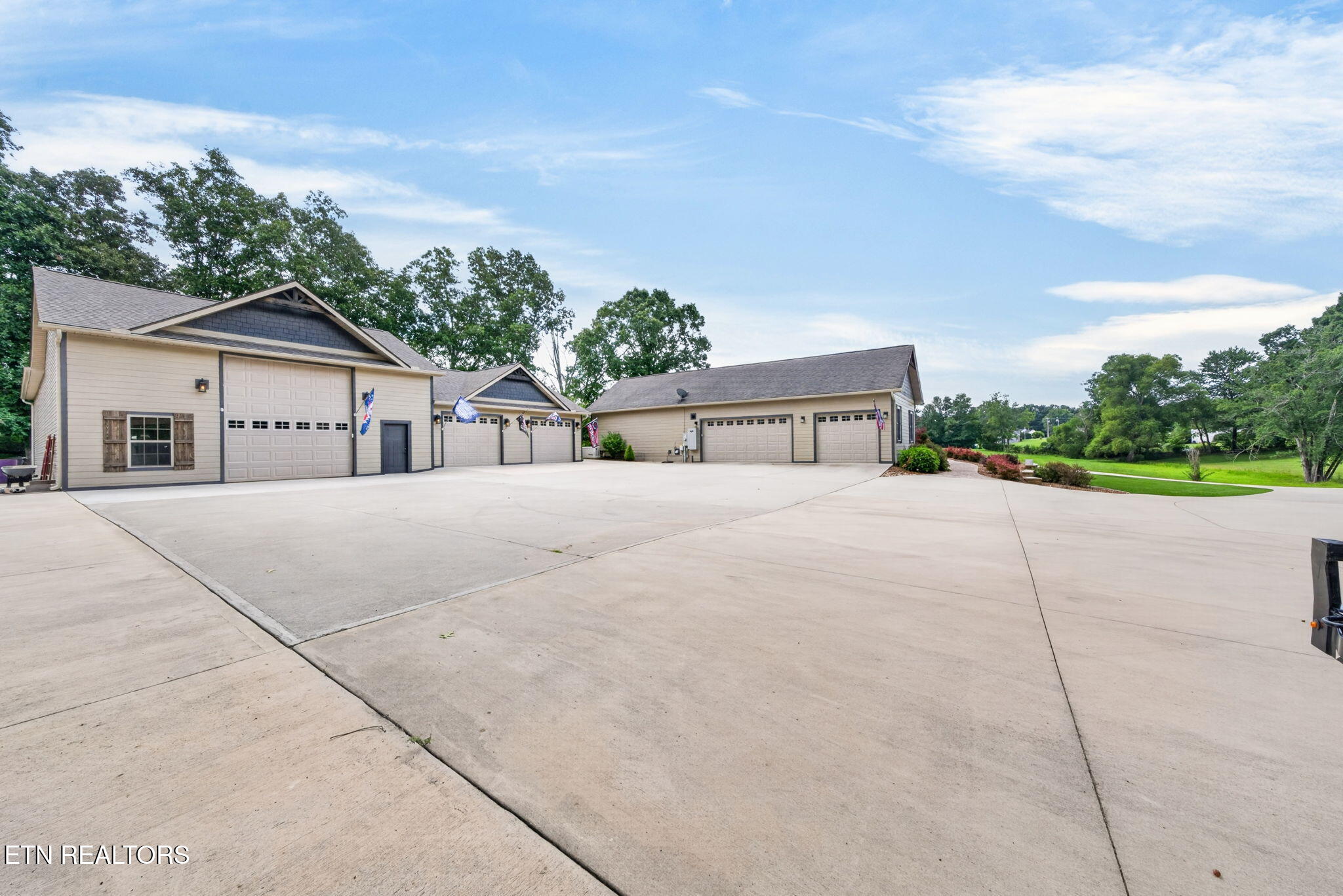 1452 Cook Rd