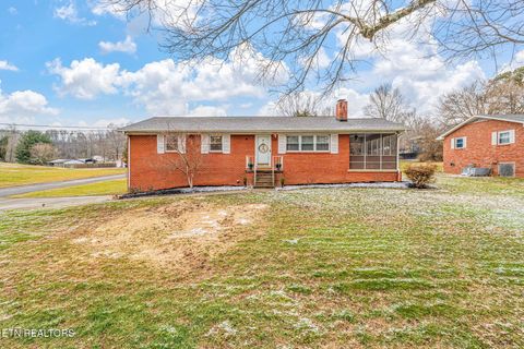 Photo of 1033 Lancewood Drive, Knoxville, TN 37920 (MLS # 1329177)