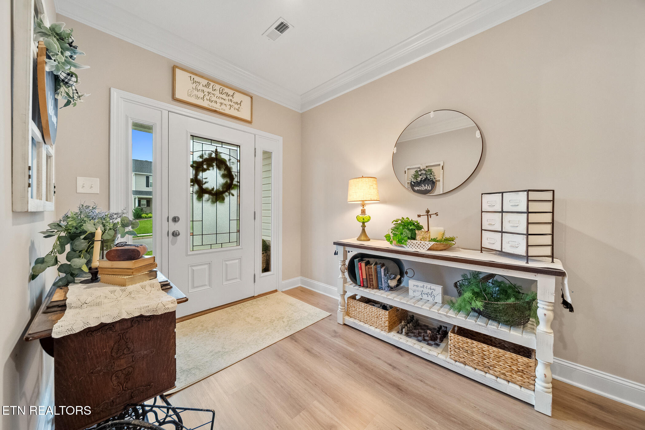 8138 Zenith Lane