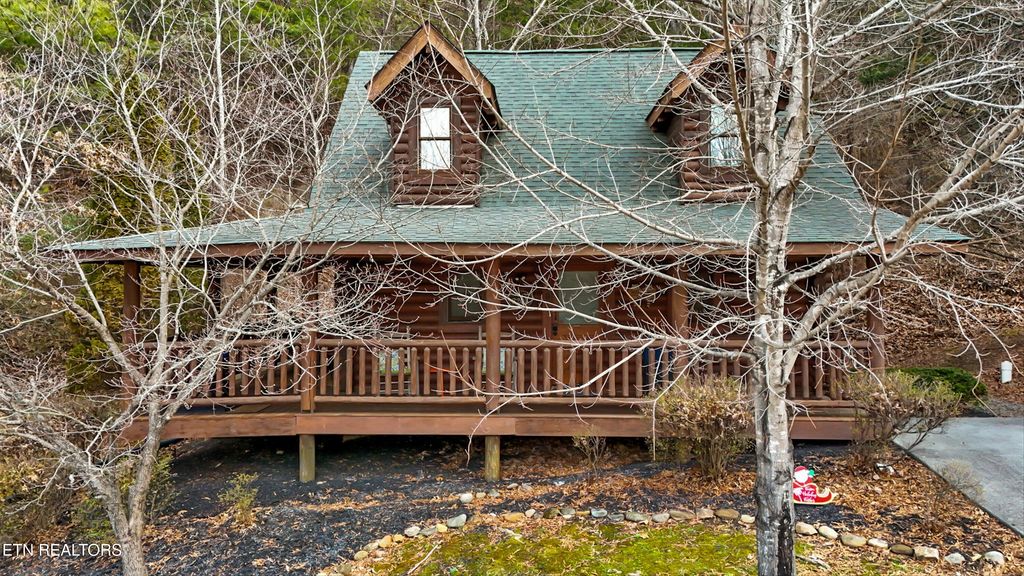 Photo of 3205 Smoky Ridge Way, Sevierville, TN 37862 (MLS # 1330690)