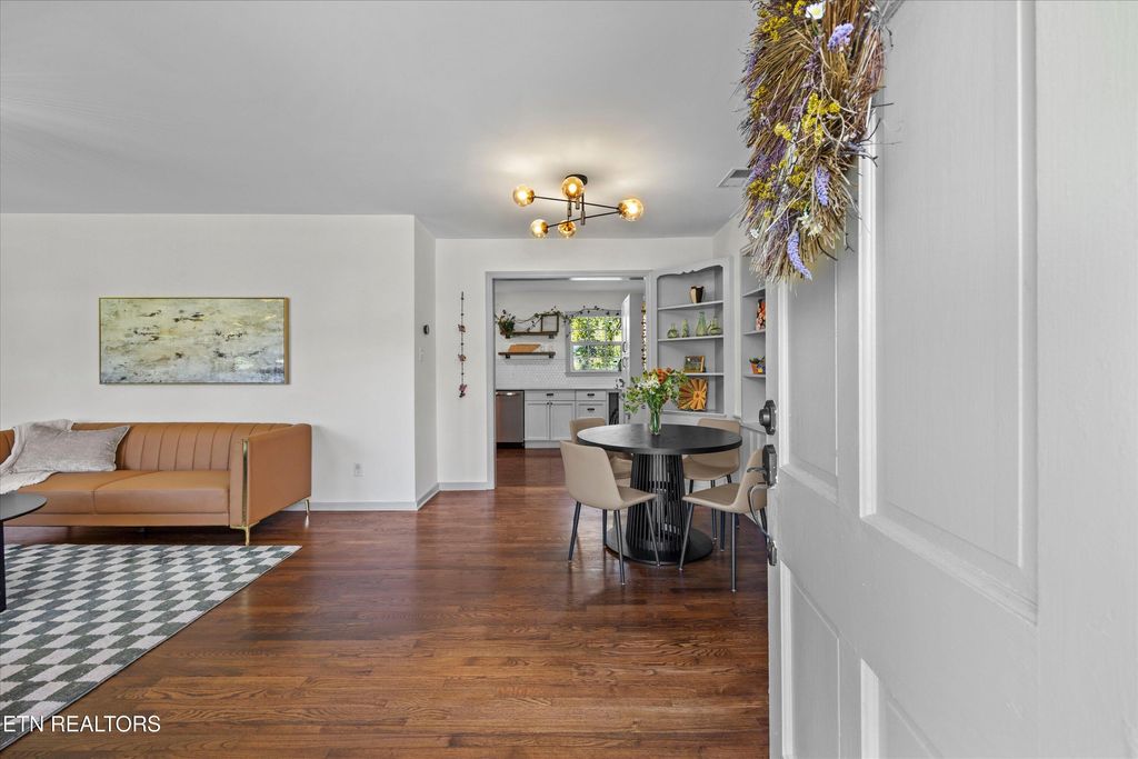 Photo of 5911 Chalmers Drive, Knoxville, TN 37920 (MLS # 1317275)