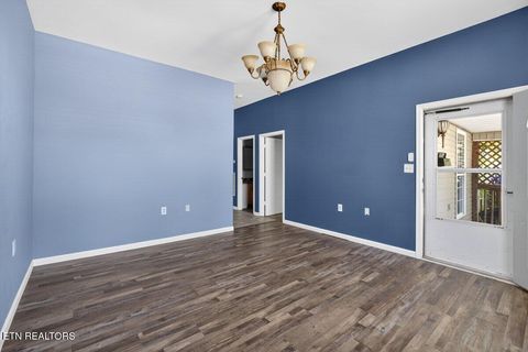 Tiny photo for 508 E Woodland Ave, Knoxville, TN 37917 (MLS # 1337124)