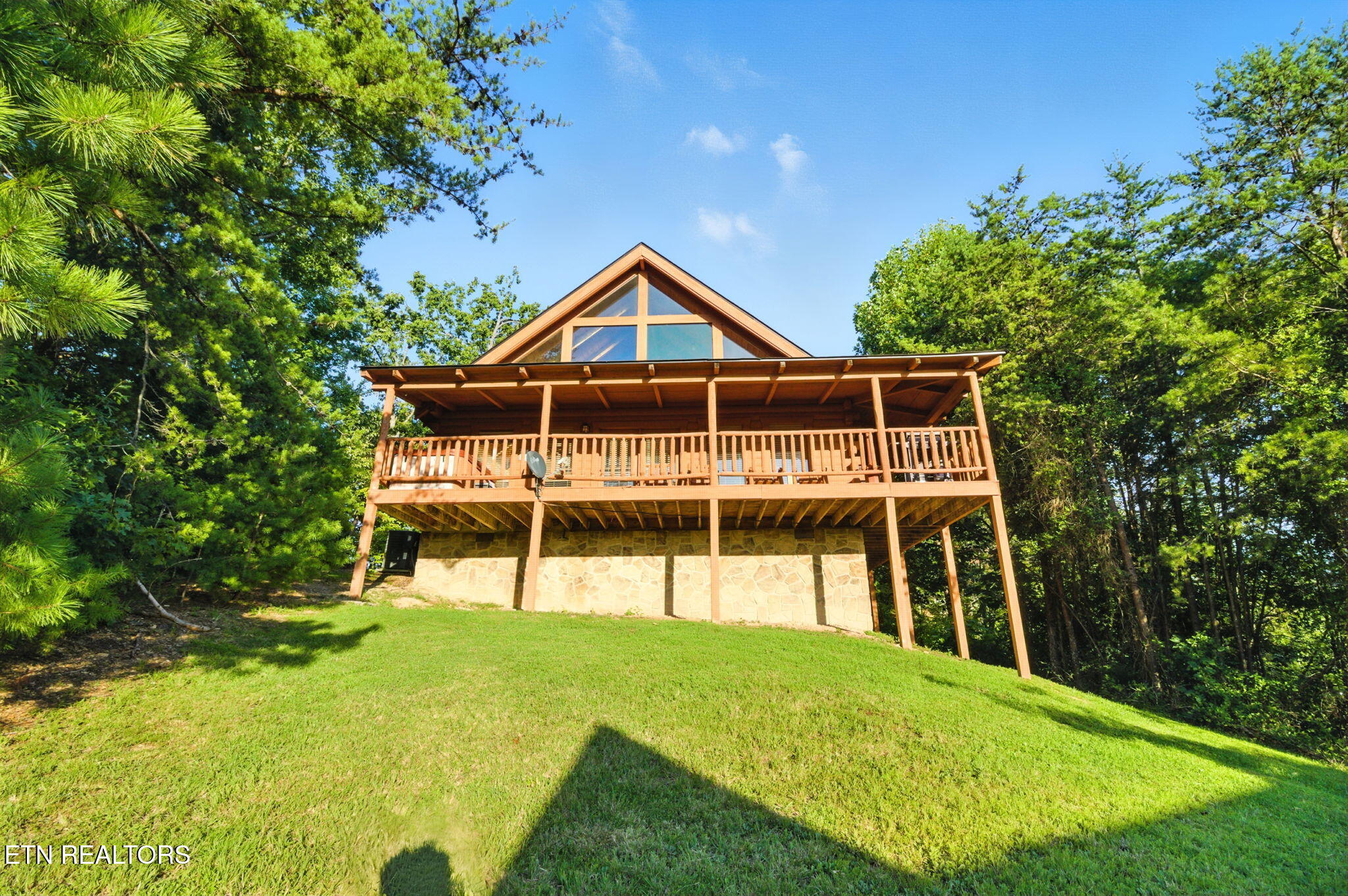 771 Ski View Lane