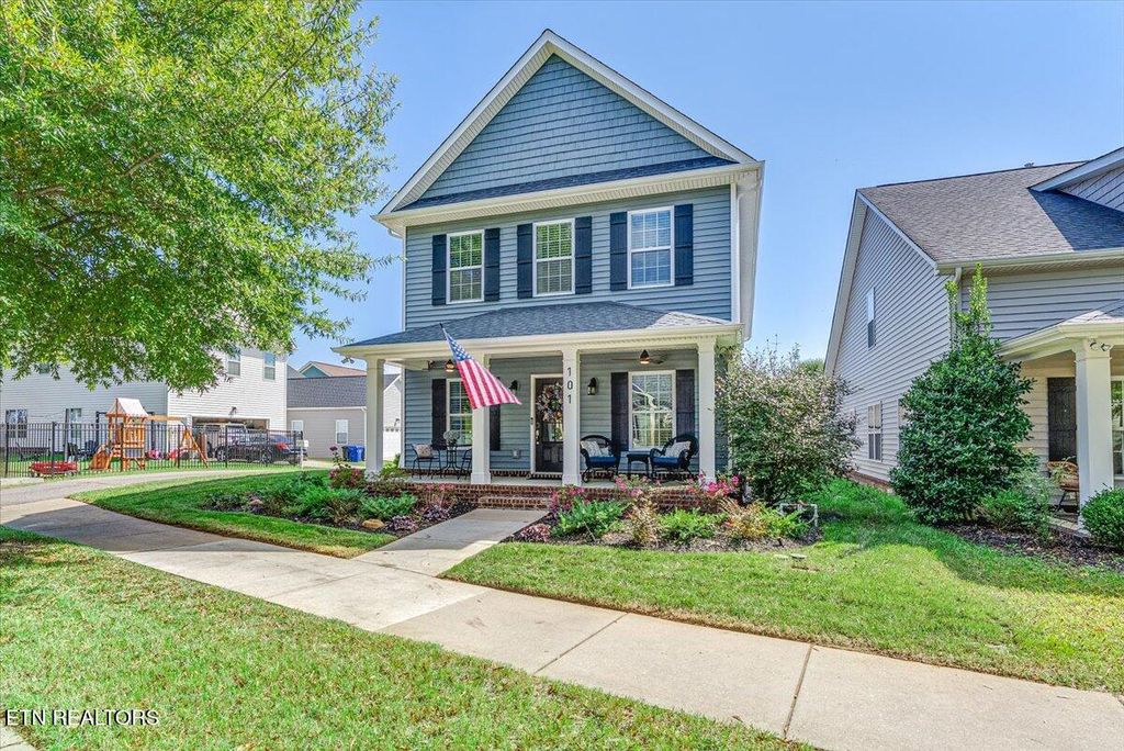 Photo of 101 Fortenberry St, Oak Ridge, TN 37830 (MLS # 1318291)