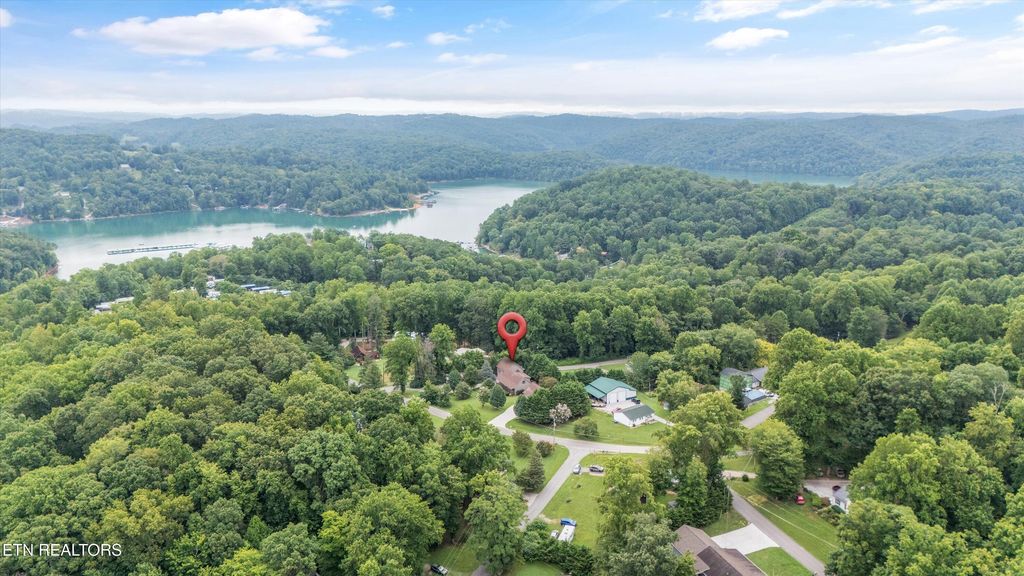 Photo of 338 Lindsey Mill Circle, Rocky Top, TN 37769 (MLS # 1294455)