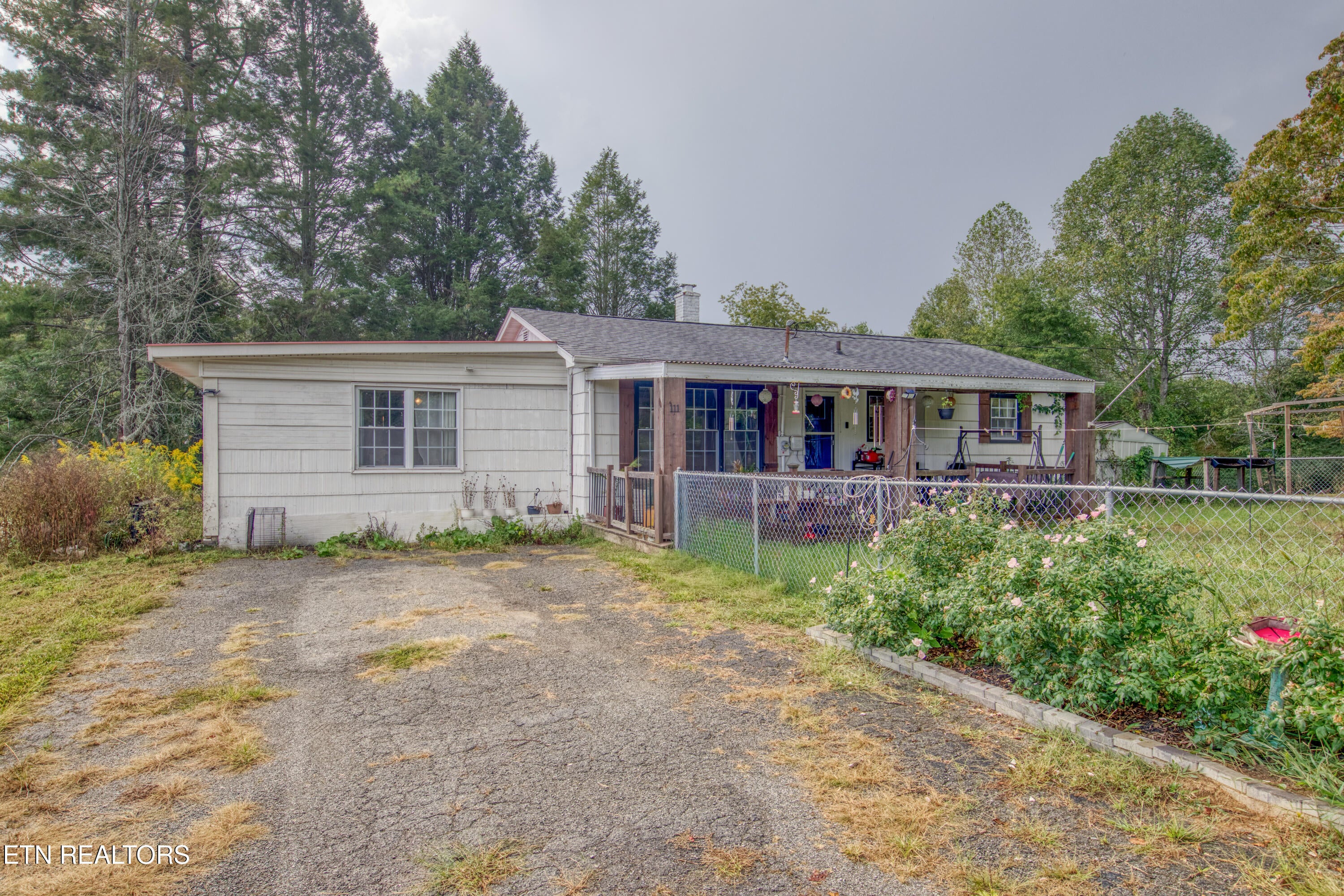 111 Raymond Bingham Rd - Photo 2