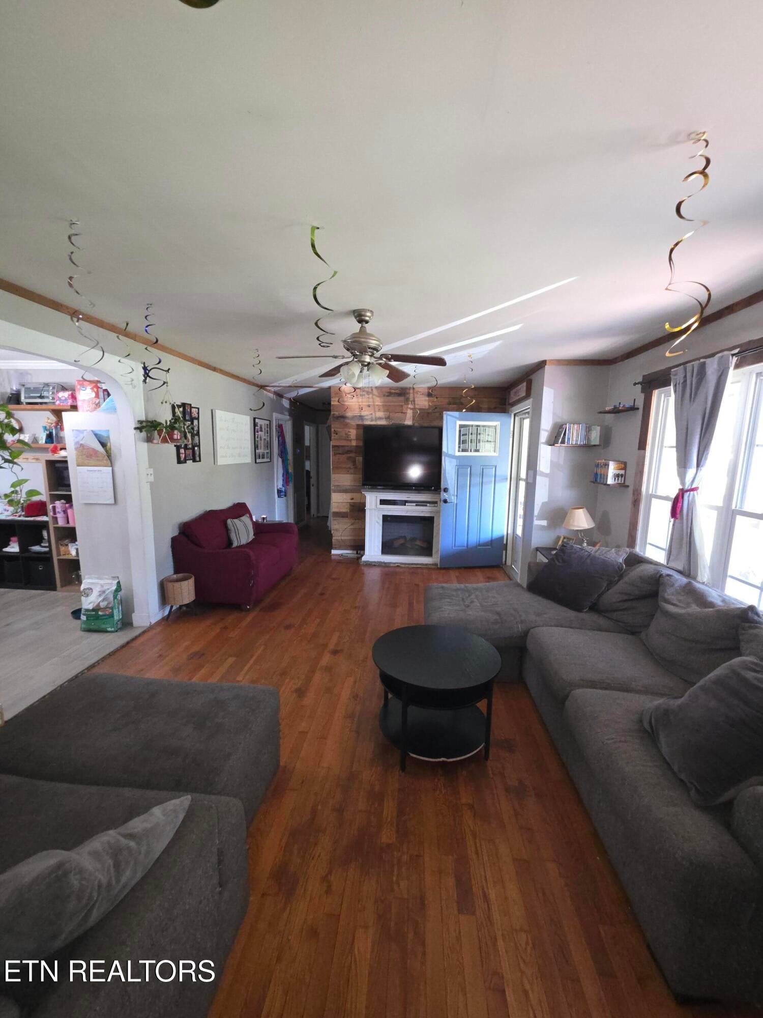 111 Raymond Bingham Rd - Photo 3