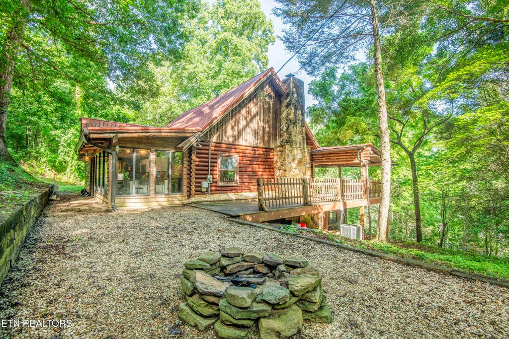 Photo of 3110 Rifle Range Drive, Knoxville, TN 37918 (MLS # 1348280)