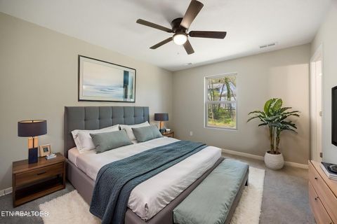 Tiny photo for 503 Hillcrest St, Clinton, TN 37716 (MLS # 1326024)