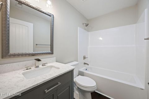 Tiny photo for 503 Hillcrest St, Clinton, TN 37716 (MLS # 1326024)