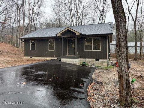 Tiny photo for 503 Hillcrest St, Clinton, TN 37716 (MLS # 1326024)