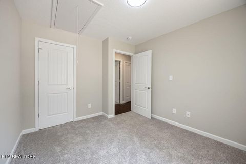 Tiny photo for 503 Hillcrest St, Clinton, TN 37716 (MLS # 1326024)