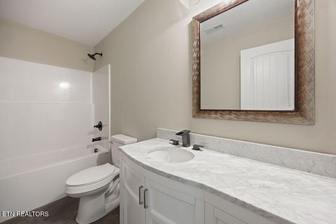 Tiny photo for 503 Hillcrest St, Clinton, TN 37716 (MLS # 1326024)