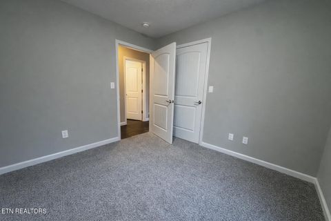 Tiny photo for 503 Hillcrest St, Clinton, TN 37716 (MLS # 1326024)