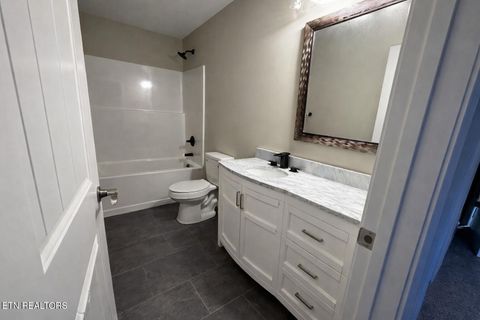 Tiny photo for 503 Hillcrest St, Clinton, TN 37716 (MLS # 1326024)