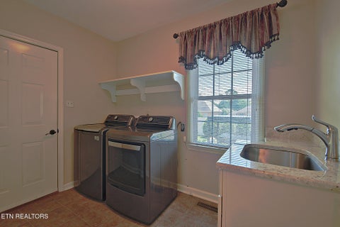 Tiny photo for 10518 Eagle Glen Drive, Knoxville, TN 37922 (MLS # 1350855)