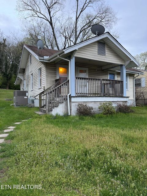 Photo of 3820 Ivy Ave, Knoxville, TN 37914 (MLS # 1333737)