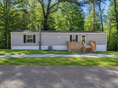 Photo of 247 Towee Falls Rd, Tellico Plains, TN 37385 (MLS # 1352990)