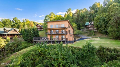 Tiny photo for 2415 Majestic View Way, Sevierville, TN 37862 (MLS # 1317449)