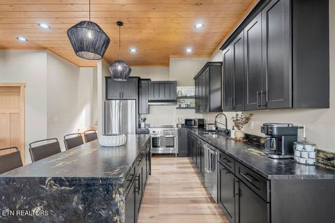 Tiny photo for 2415 Majestic View Way, Sevierville, TN 37862 (MLS # 1317449)