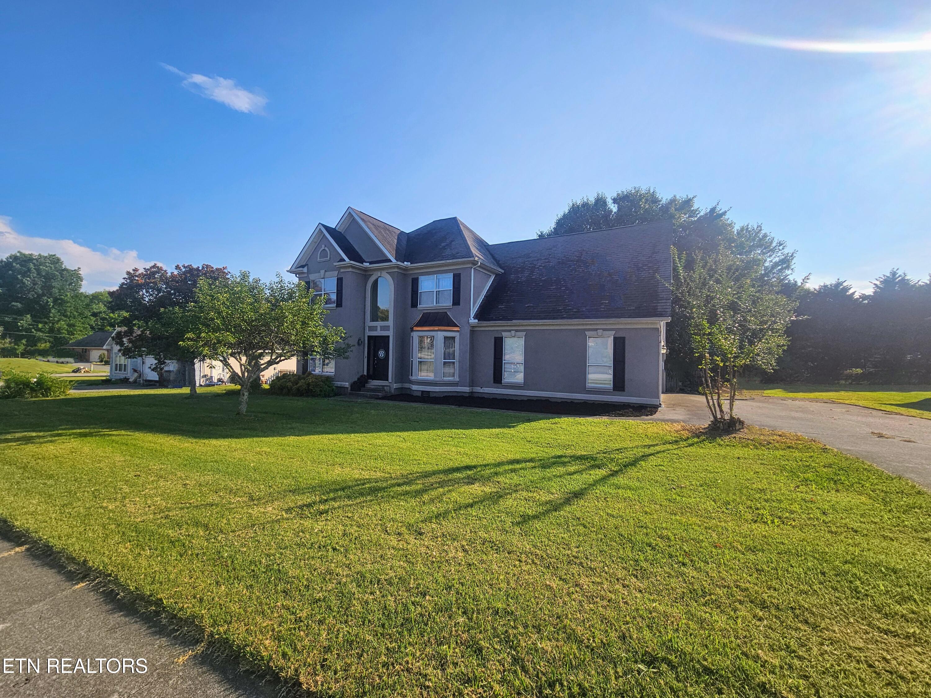 1611 Hollister Drive