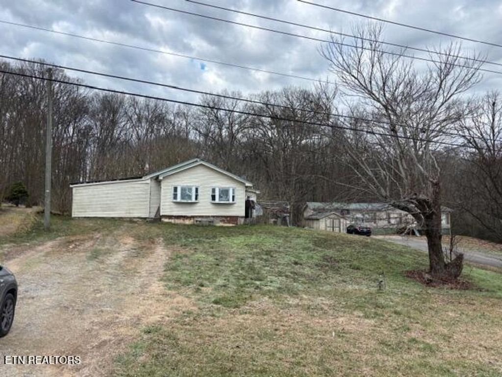 Photo of 16320 Steekee Rd, Loudon, TN 37774 (MLS # 1326801)