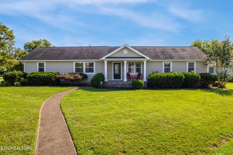 Photo of 300 Riverside Drive, Clinton, TN 37716 (MLS # 1308963)