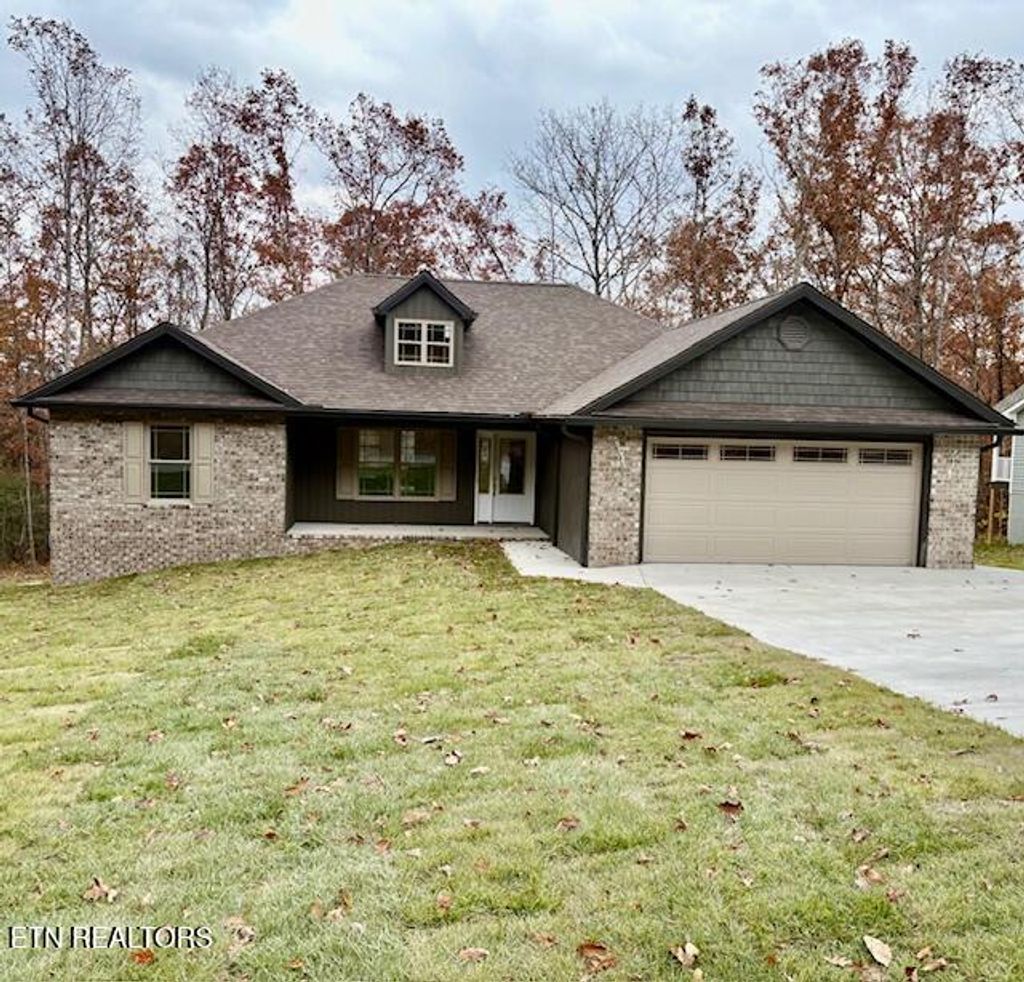 Photo of 532 Saint George Drive, Crossville, TN 38558 (MLS # 1321417)