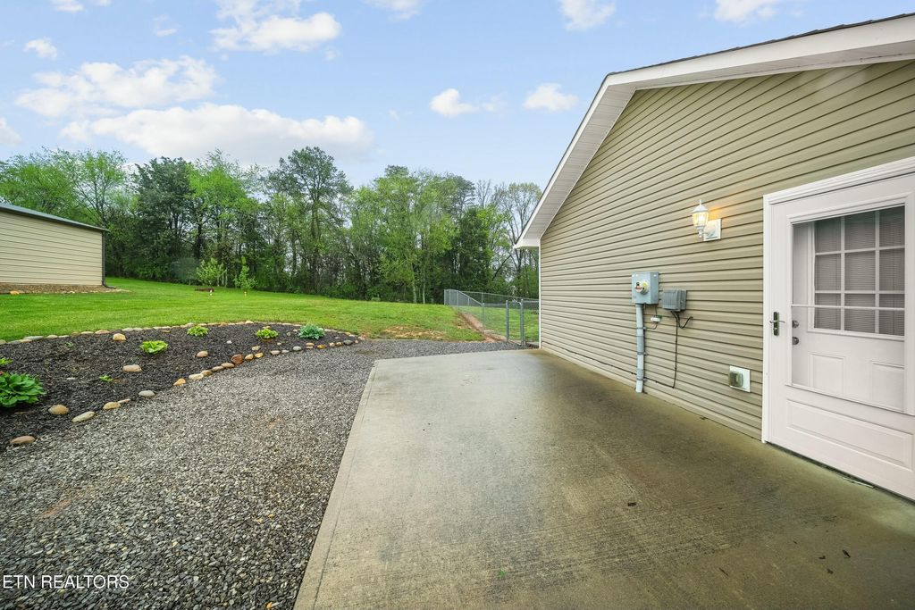 Photo of 695 Privet Drive, Dandridge, TN 37725 (MLS # 1296430)