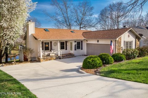 Photo of 278 Lakewood Drive, Crossville, TN 38558 (MLS # 1333523)