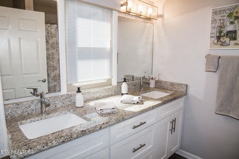 Tiny photo for 278 Lakewood Drive, Crossville, TN 38558 (MLS # 1333523)