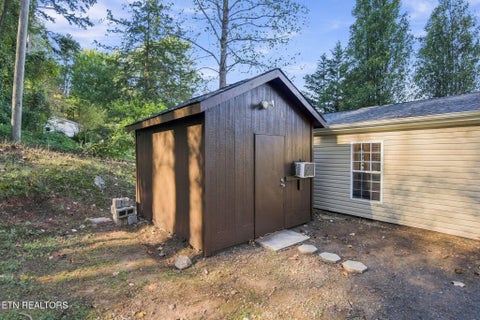 Tiny photo for 2605 Lee Hwy, Athens, TN 37303 (MLS # 1359808)