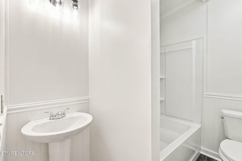 Tiny photo for 2605 Lee Hwy, Athens, TN 37303 (MLS # 1359808)