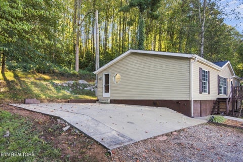 Tiny photo for 2605 Lee Hwy, Athens, TN 37303 (MLS # 1359808)