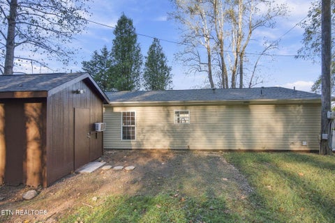 Tiny photo for 2605 Lee Hwy, Athens, TN 37303 (MLS # 1359808)