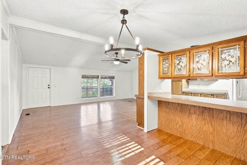 Tiny photo for 2605 Lee Hwy, Athens, TN 37303 (MLS # 1359808)