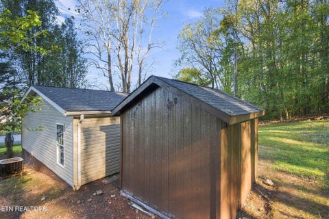 Tiny photo for 2605 Lee Hwy, Athens, TN 37303 (MLS # 1359808)
