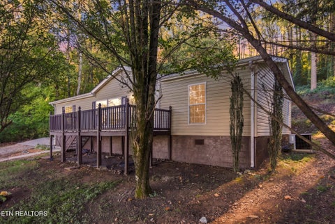 Tiny photo for 2605 Lee Hwy, Athens, TN 37303 (MLS # 1359808)