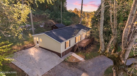 Tiny photo for 2605 Lee Hwy, Athens, TN 37303 (MLS # 1359808)