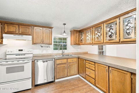 Tiny photo for 2605 Lee Hwy, Athens, TN 37303 (MLS # 1359808)