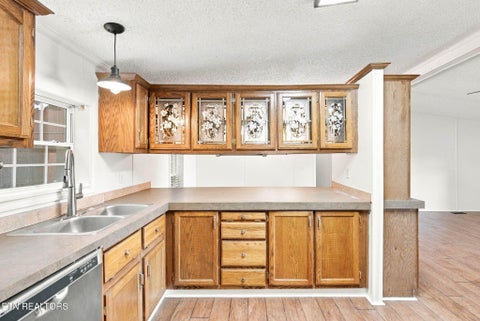 Tiny photo for 2605 Lee Hwy, Athens, TN 37303 (MLS # 1359808)