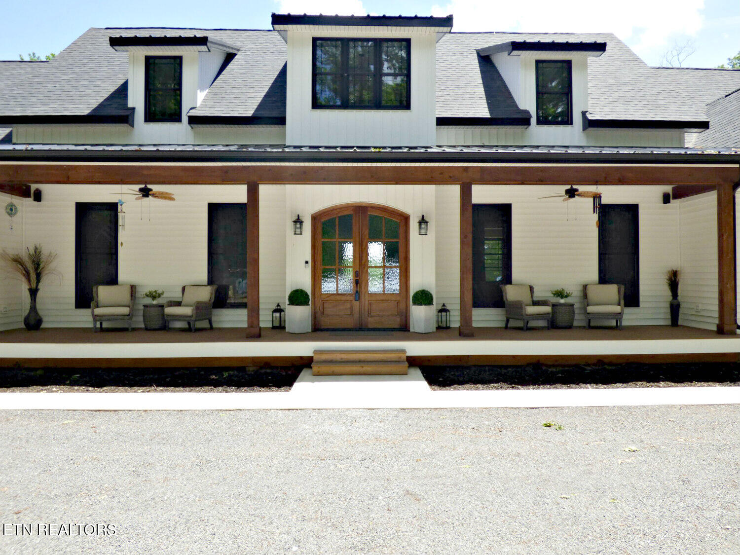 1670 Bays Mountain Rd