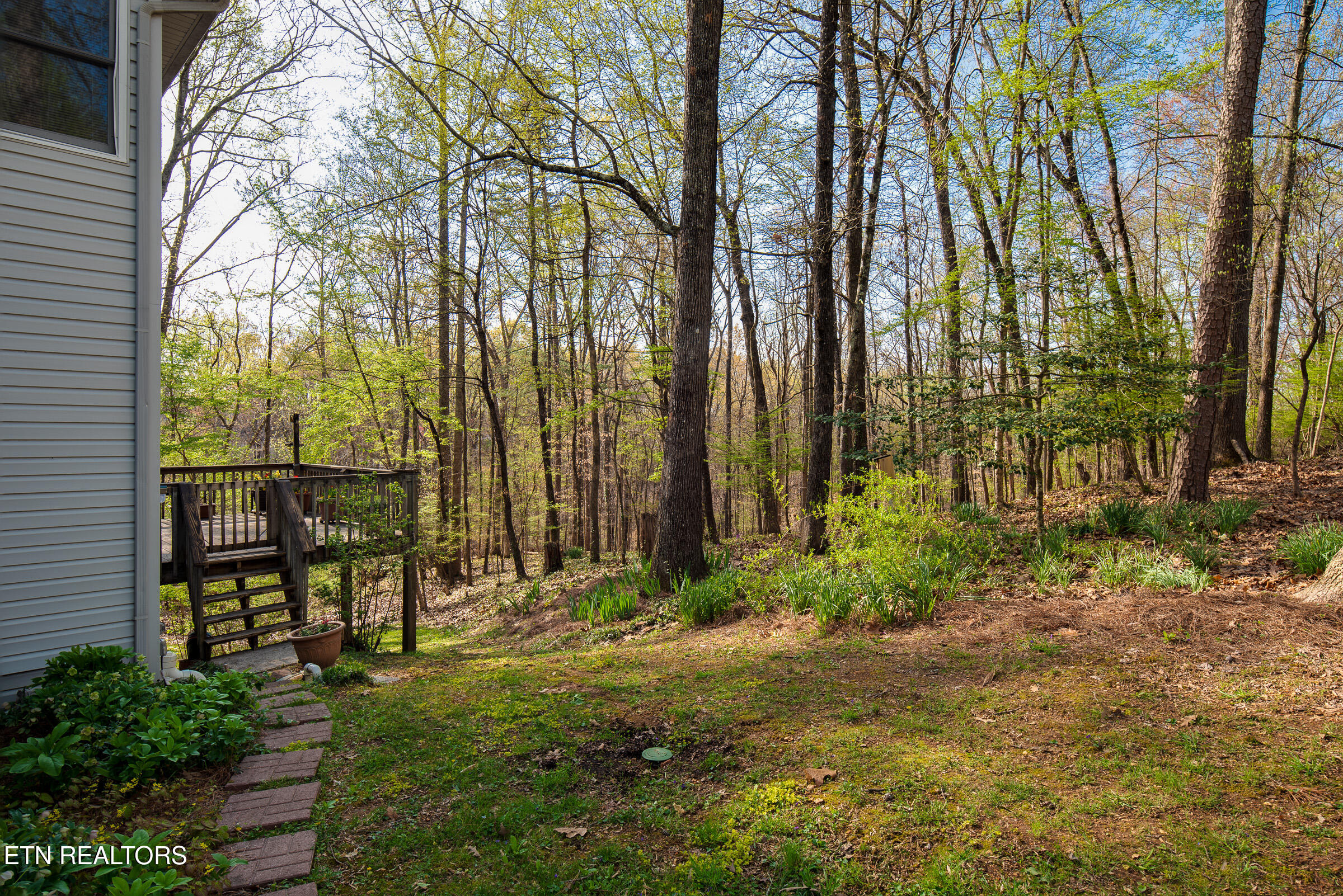 102 Newark Lane