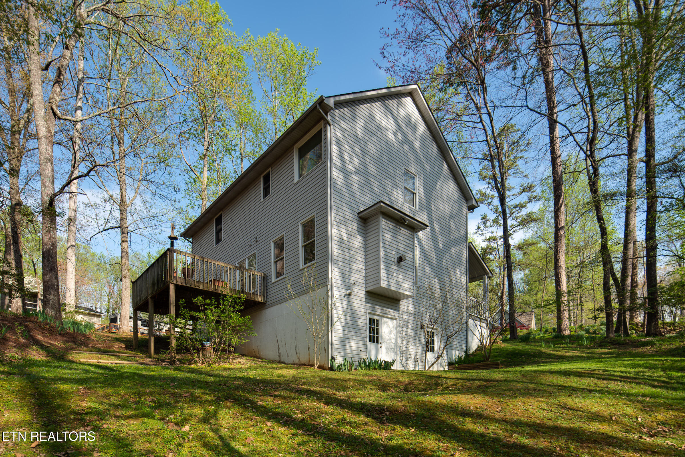 102 Newark Lane