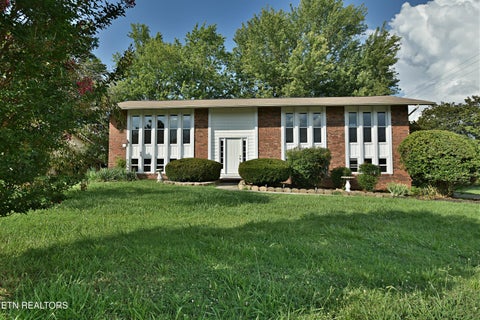 Photo of 7704 Whitcomb Rd, Powell, TN 37849 (MLS # 1349131)